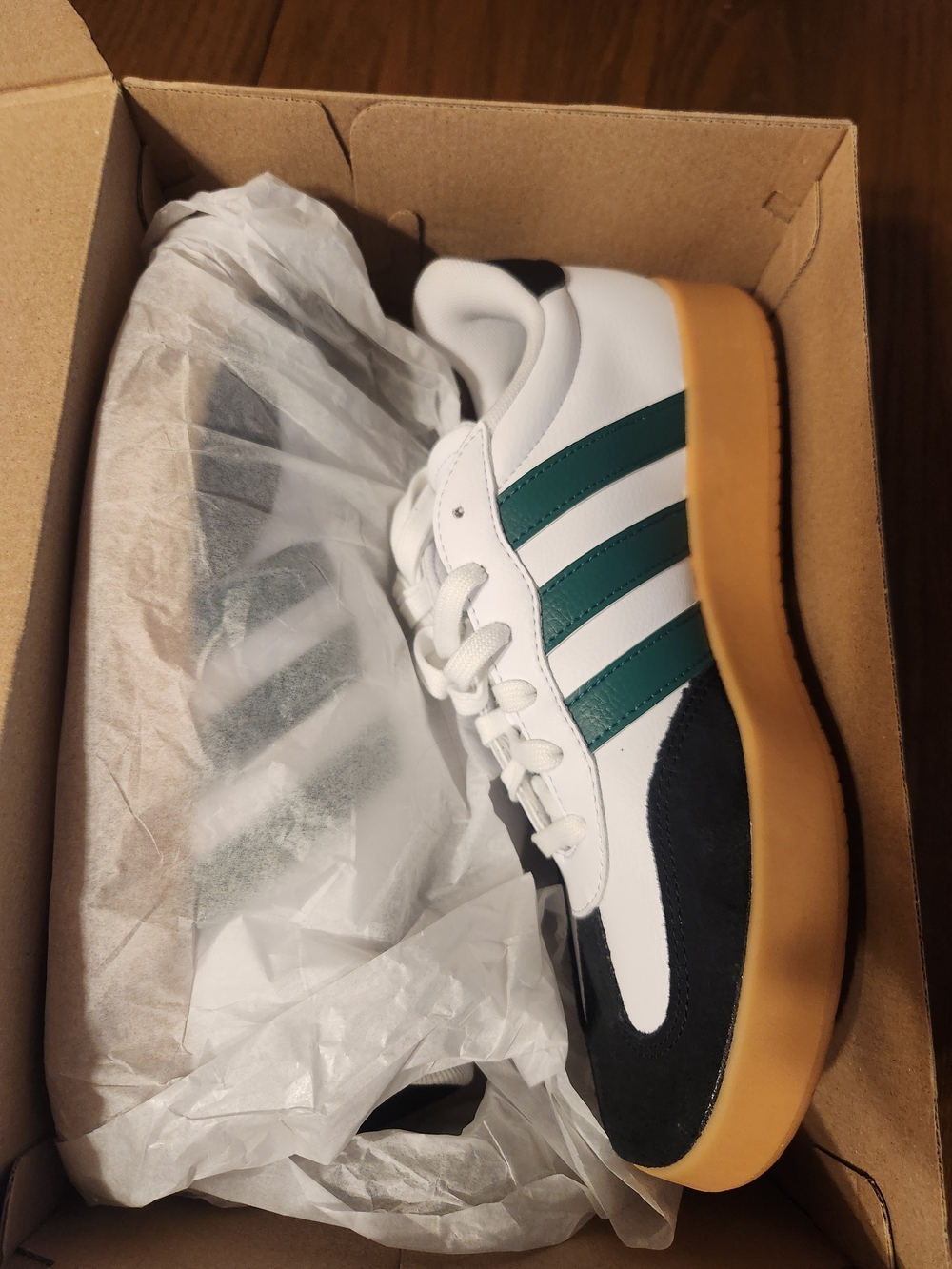 Men's White Sneakers with Green Stripes and Gum Sole